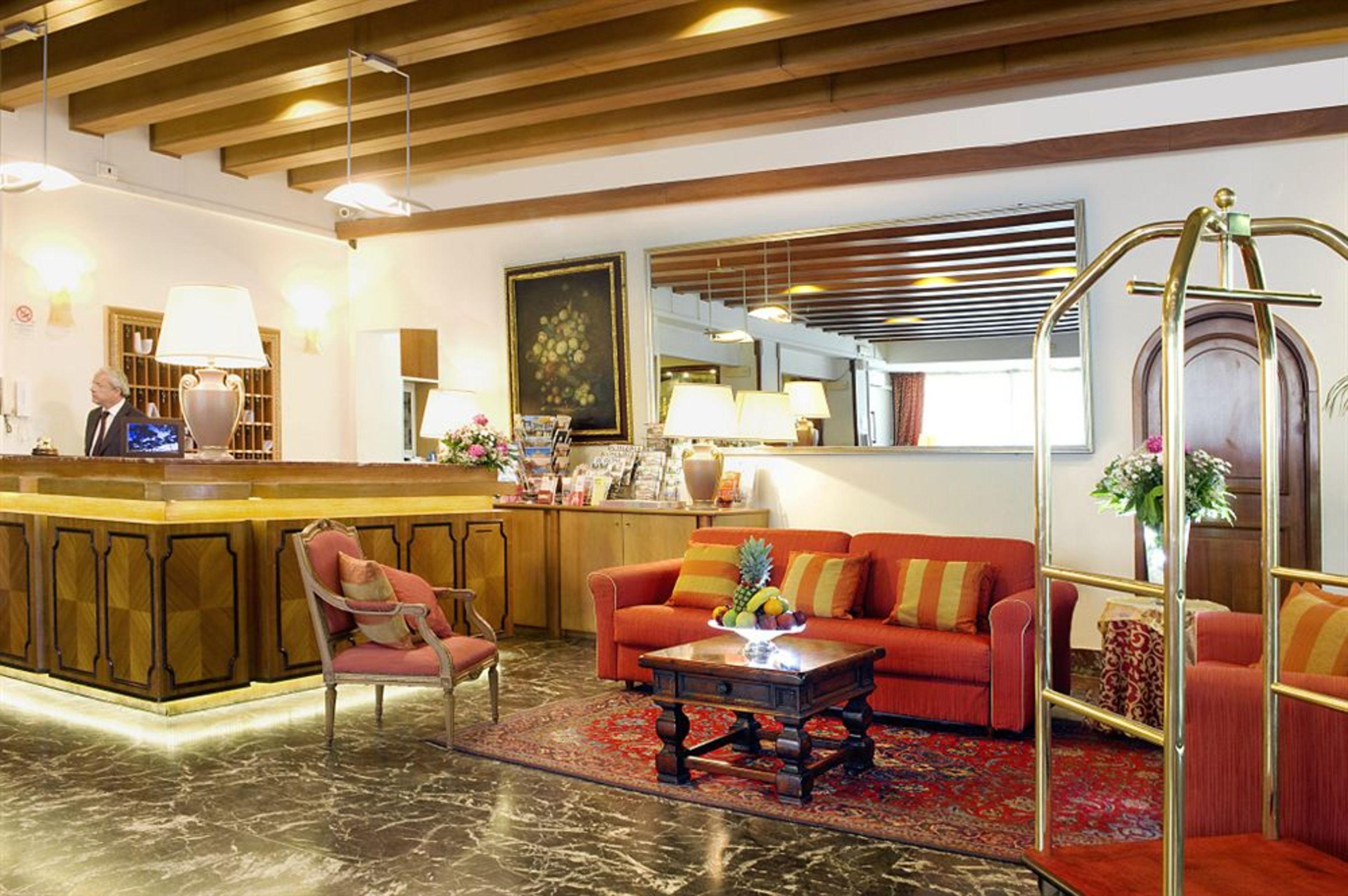 Pinewood Hotel Roma Exterior foto