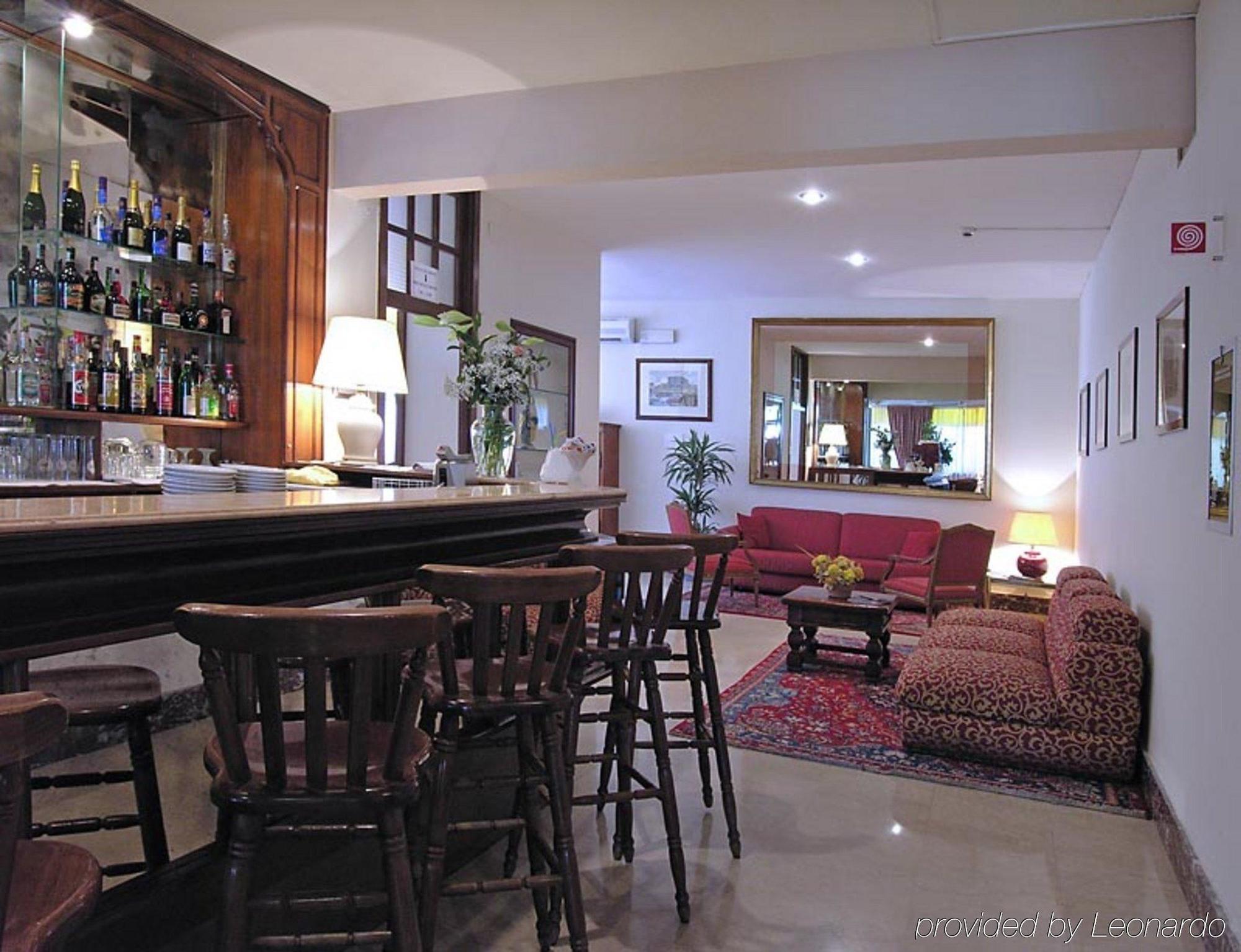 Pinewood Hotel Roma Restaurant foto