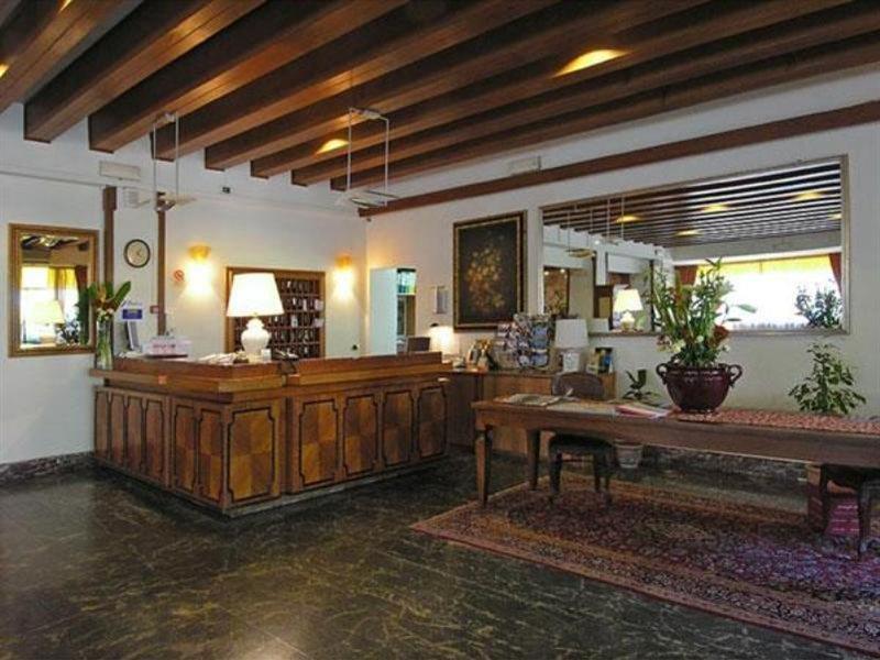 Pinewood Hotel Roma Exterior foto