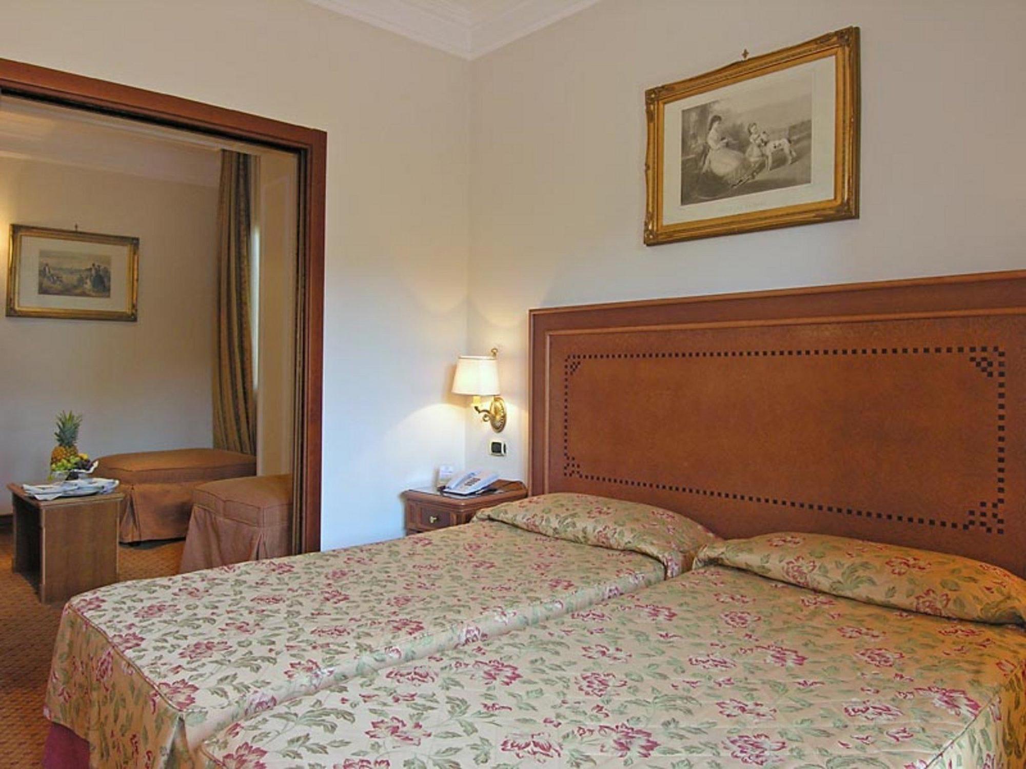 Pinewood Hotel Roma Exterior foto