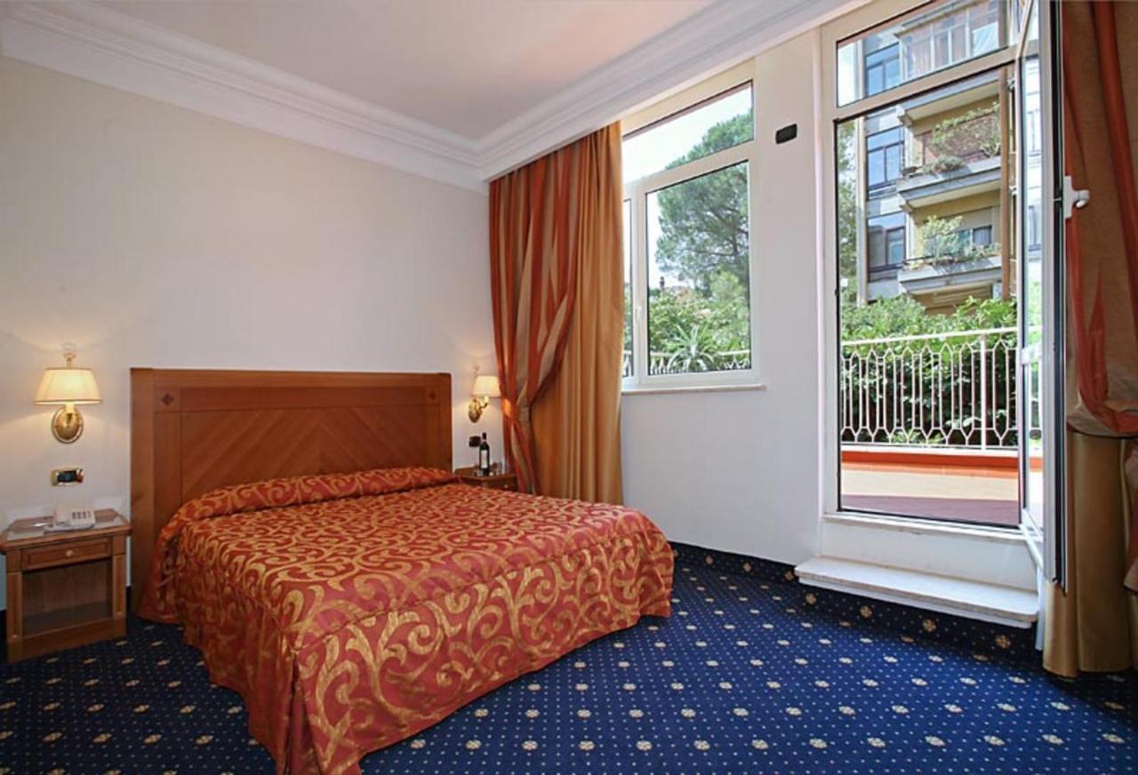 Pinewood Hotel Roma Exterior foto